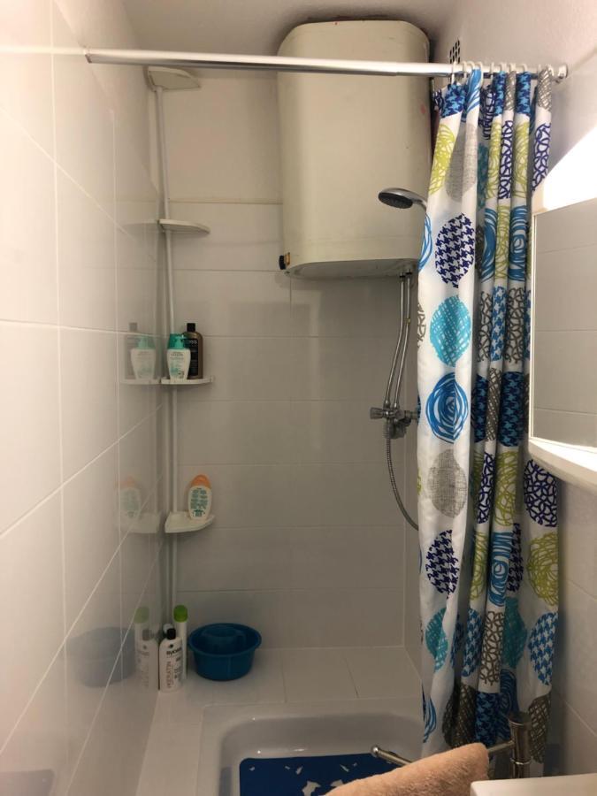 2 Privatzimmer , Dusche /Wc Nahe Koeln Frechen Luaran gambar